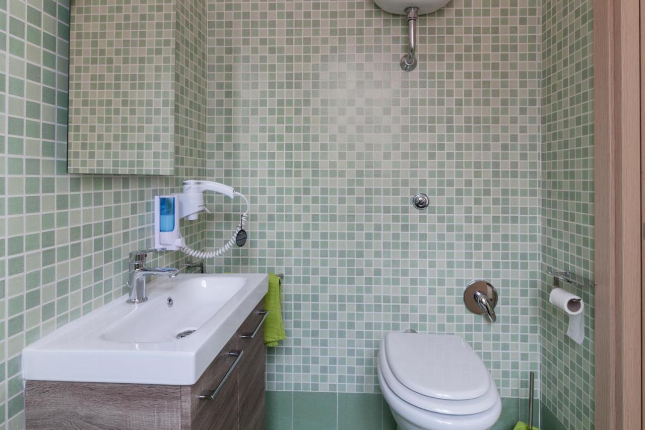 Bnb Etnuvio, Double Rooms In Наполи Екстериор снимка