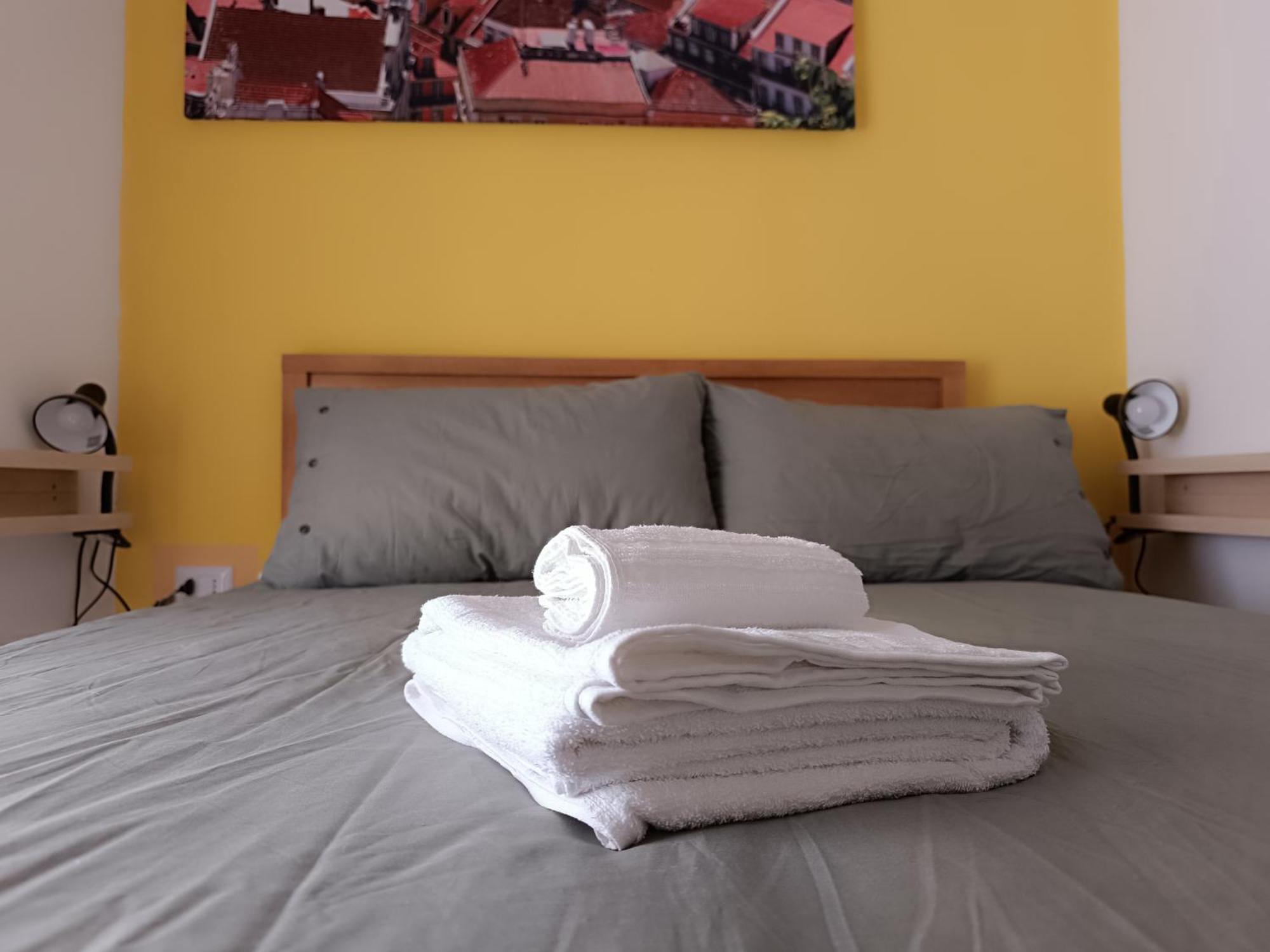 Bnb Etnuvio, Double Rooms In Наполи Екстериор снимка